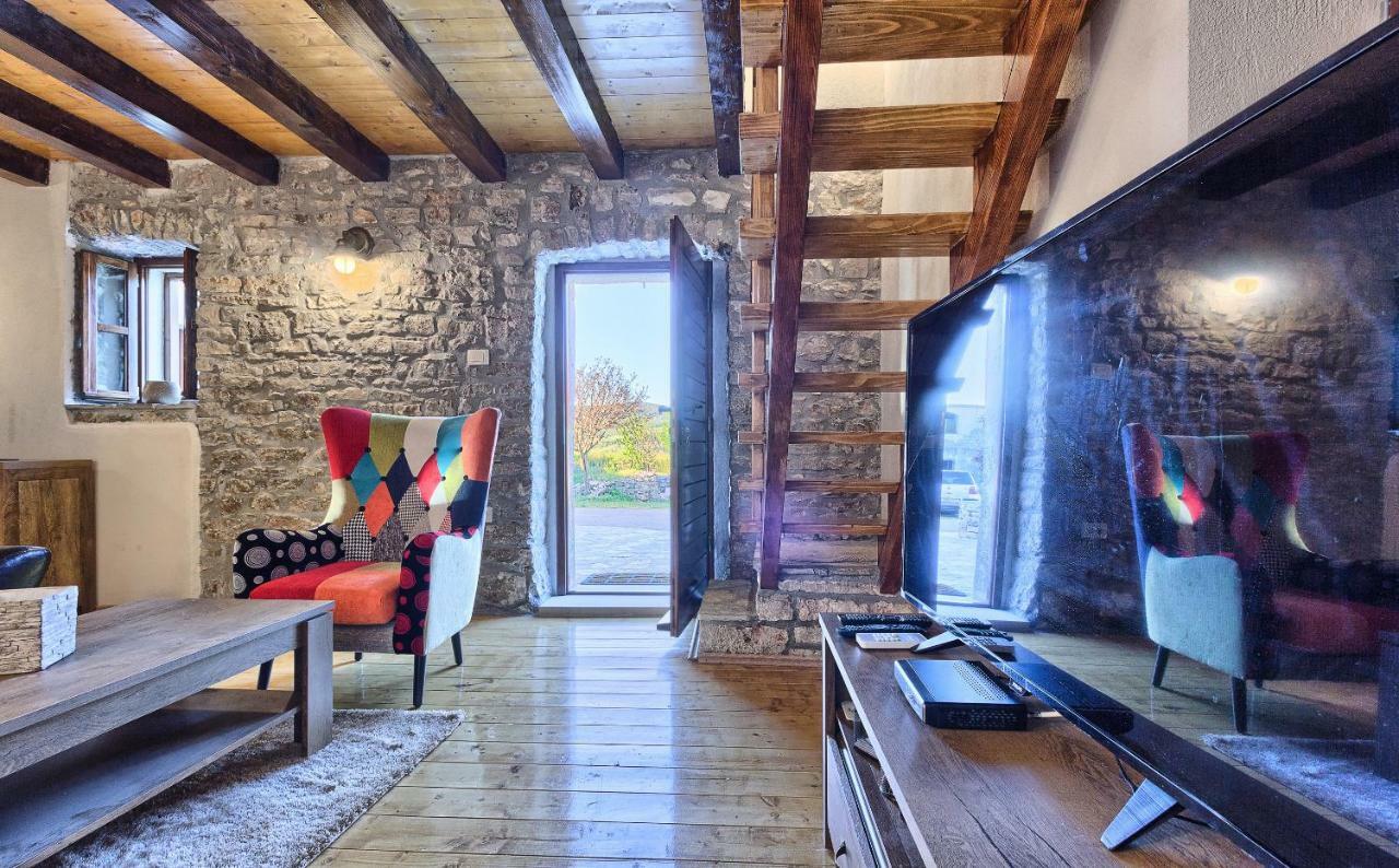 Hostal Dalmatia Stone House - Heated Pool Biorine Exterior foto