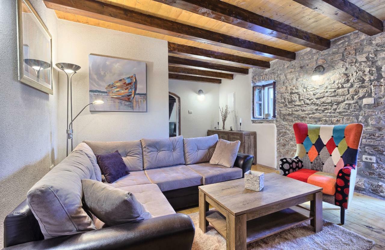 Hostal Dalmatia Stone House - Heated Pool Biorine Exterior foto