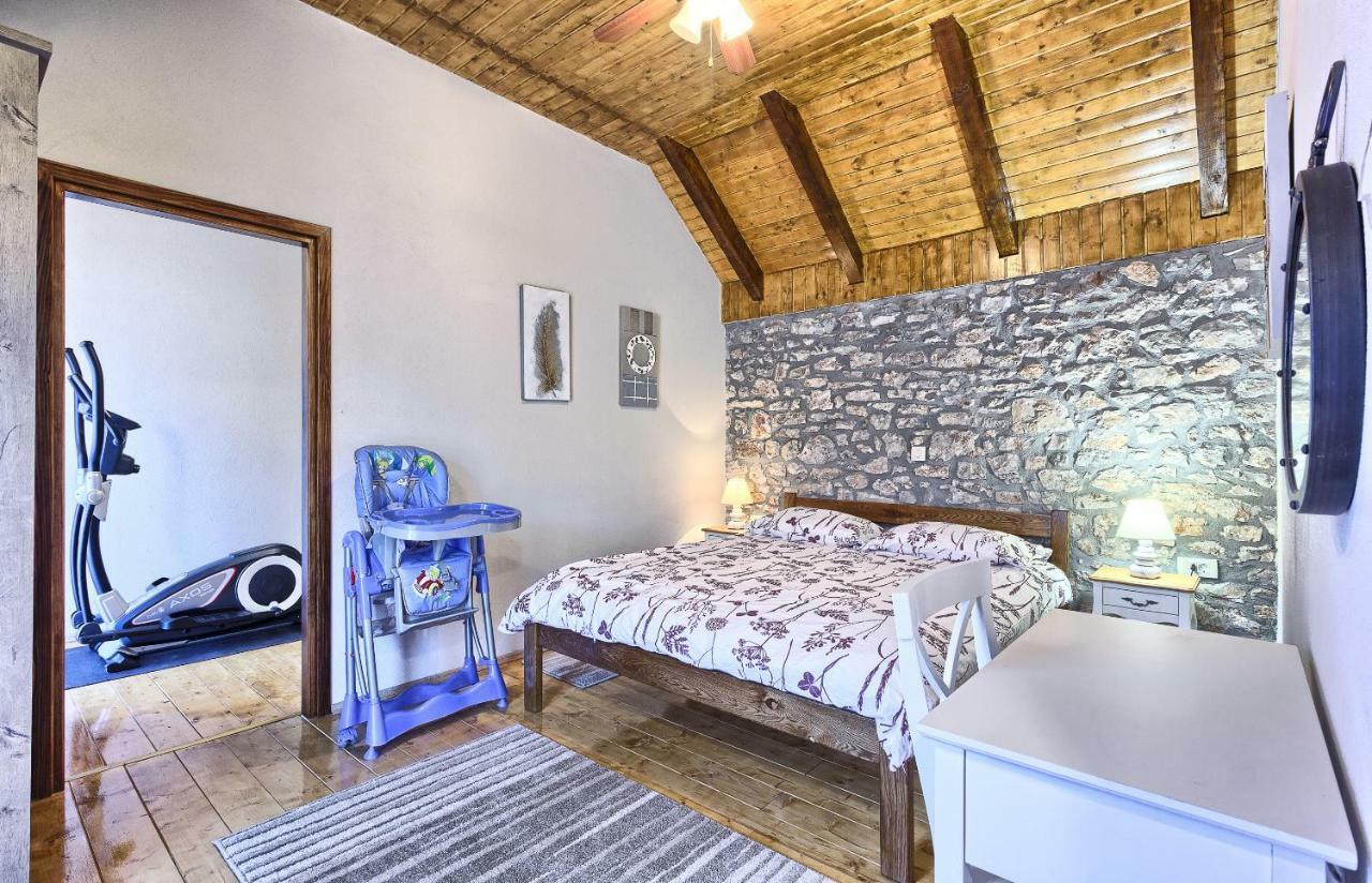 Hostal Dalmatia Stone House - Heated Pool Biorine Exterior foto
