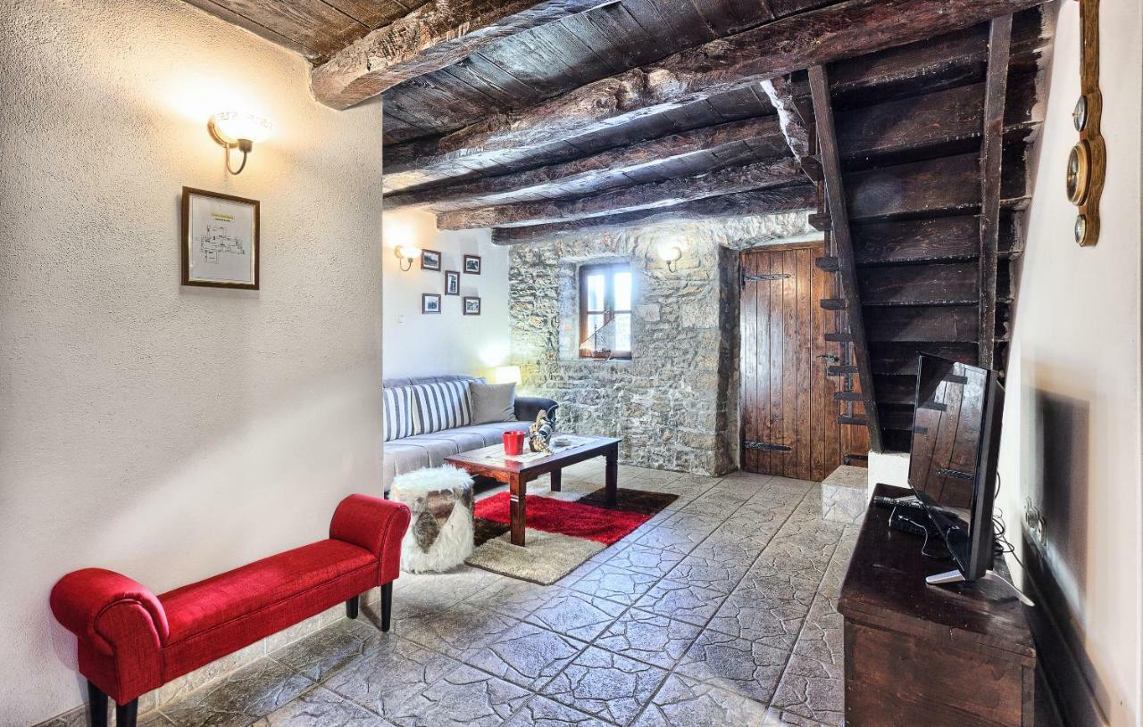 Hostal Dalmatia Stone House - Heated Pool Biorine Exterior foto