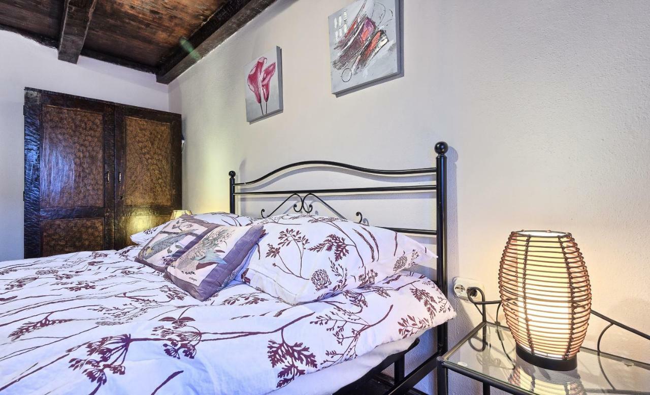 Hostal Dalmatia Stone House - Heated Pool Biorine Exterior foto